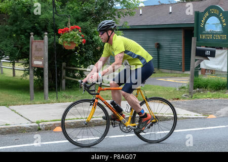 Scotty Glas während der Bike Segment in Den Haag 2018 Ausdauer Festival Sprint Triathlon Stockfoto