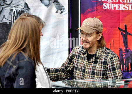 Ted Neeley, Stern von Jesus Christ Superstar, Hosts Film und Unterzeichnung des Hollywood Boulevard Theater in Woodridge, IL außerhalb von Chicago am 8. Juni 2018 Mit: Ted Neeley Wo: Woodridge, Illinois, United States Wann: 09 Aug 2018 Quelle: Adam Bielawski/WENN.com Stockfoto