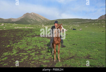 Kirgisische horserider, Jyrgalan Tal, Kirgisistan Stockfoto