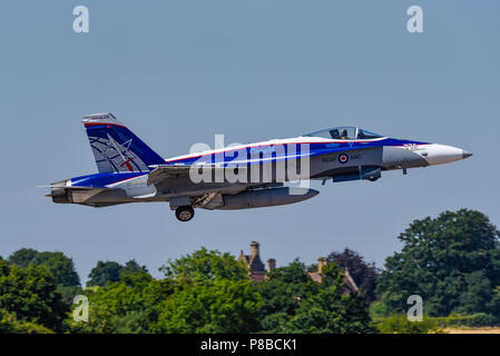 Die kanadischen F-18 Hornet in einem speziellen Farbschema im Royal International Air Tattoo, RIAT 2018, RAF Fairford, Gloucestershire, VEREINIGTES KÖNIGREICH Stockfoto