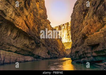 Hund Valley Big Bend National Park am späten Nachmittag Stockfoto