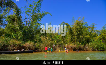 Inle See, Myanmar - Feb 7, 2018. Menschen, Inle Lake, Myanmar arbeiten. Inle See ein Süßwassersee in Shan Staat befinden. Stockfoto