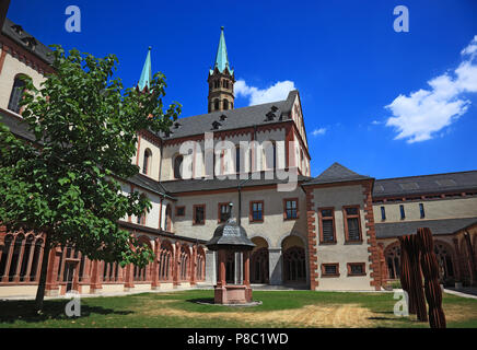 Kreuzgang St. Kilians-Dom zu Würzburg oder Dom St. Kilian, Würzburg, Würzburg, Unterfranken, Bayern, Deutschland Stockfoto