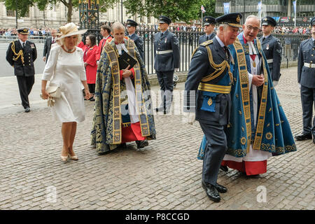 London, Großbritannien. 10. Juli 2018. Camilla, Herzogin von Cornwall und Prinz Charles, Prinz von Wales besucht einen Service des 100. Todestages der Royal Air Force am Dienstag, 10. Juli 2018 in der Westminster Abbey, London zu markieren. Im Bild: Camilla, Herzogin von Cornwall, Prinz Charles, Prinz von Wales. Credit: Julie Edwards/Alamy leben Nachrichten Stockfoto