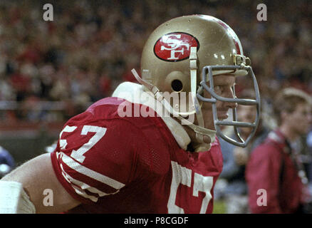 San Francisco, Kalifornien, USA. 14. Dez 1984. San Francisco 49ers vs Los Angeles Rams an Candlestick Park Sonntag, 14. Dezember 1984. 49ers schlagen die Rams 19-16. San Francisco Linebacker Dan Bunz Credit: Al Golub/ZUMA Draht/Alamy leben Nachrichten Stockfoto
