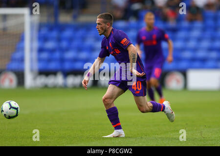 Ryan Kent von Liverpool in Aktion. Vor der Saison Fußball-Freundschaftsspiel, Tranmere Rovers gegen Liverpool in Prenton Park in Birkenhead, dem Wirral am Dienstag, 10. Juli 2018. Dieses Bild dürfen nur für redaktionelle Zwecke verwendet werden. Nur die redaktionelle Nutzung, eine Lizenz für die gewerbliche Nutzung erforderlich. Keine Verwendung in Wetten, Spiele oder einer einzelnen Verein/Liga/player Publikationen. pic von Chris Stading/Andrew Orchard sport Fotografie/Alamy leben Nachrichten Stockfoto