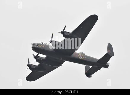 London, Großbritannien. 10. Juli 2018. RAF Avro Lancaster PA 474. Royal Air Force (RAF) 100 Jahre feier Flypast. Queen Elizabeth Olympic Park. Stratford. London. UK. 10.07.2018. Credit: Sport in Bildern/Alamy leben Nachrichten Stockfoto