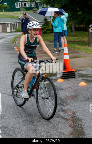 Bike Segment Triathlon die 2018 Haag Ausdauer's Festiva Kid Stockfoto