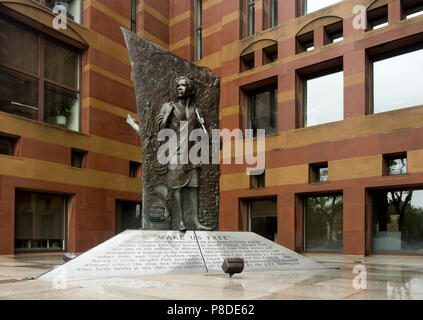 Amistad Skulptur in der Innenstadt von New Haven CT Stockfoto