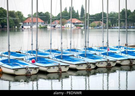 Segeln Boote auf dem Maschsee in Hannover (Deutschland), 16. Mai 2018. | Verwendung weltweit Stockfoto