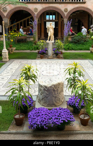 Atrium der Fenway Hof, Garten im Innenhof, Isabella Stewart Gardner Museum, Boston, Mass, Massachusetts, North America, US, USA Stockfoto