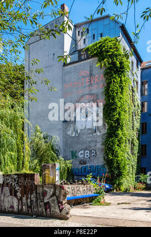 Berlin Prenzlauer Berg Ausland Gebäude Exterieur. Ort der experimentellen und improvisierten Musik in ehemaligen squat Gebäude. Ausland (im Ausland oder Ove Stockfoto