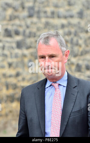 Nigel Evans MP (Con: Ribble Valley) am Westminster College Green, Juli 2018 Stockfoto