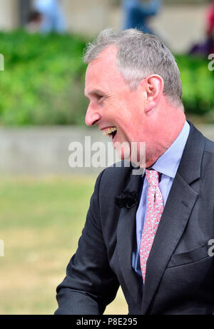 Nigel Evans MP (Con: Ribble Valley) am Westminster College Green, Juli 2018 Stockfoto