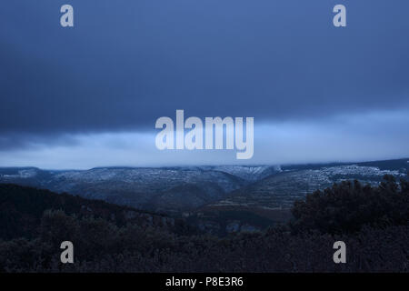 Berglandschaft in der Nähe von La Pobla de Segur, Andorra, Spanien Stockfoto