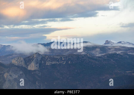 Berglandschaft in der Nähe von La Pobla de Segur, Andorra, Spanien Stockfoto