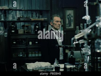 Ich Monster (1971) Peter Cushing, Datum: 1971 Stockfoto