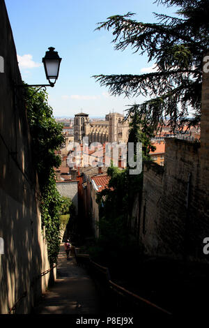 Blick auf die Altstadt von Lyon und die Cathédrale Saint-Jean-Baptiste de Lyon (Lyon Kathedrale), Lyon, Frankreich Stockfoto