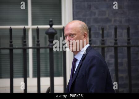 Der Staatssekretär für Verkehr Chris Grayling MP kommt für die wöchentliche Kabinettssitzung am 10 Downing Street in London. Stockfoto