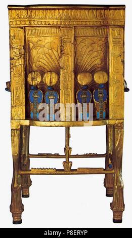 Thron aus dem Grab des Tutanchamun. Museum: Ägyptisches Museum, Kairo. Stockfoto