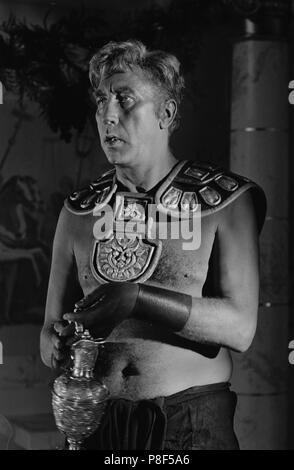 Bis Pompeji (1971) Frankie Howerd, Datum: 1971 Stockfoto