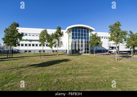 Gate Gourmet auf dem Flughafen Amsterdam. Gate Gourmet ist ein führender globaler Anbieter von Airline Catering und Bereitstellung. Stockfoto