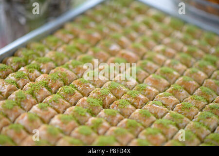 Traditionelle türkische Wüste Baklava mit Pistazien Stockfoto