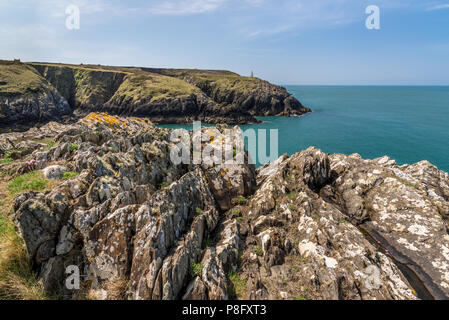 Klippen in der Nähe von Porth-gain-Hafen, Pembrokshire Stockfoto