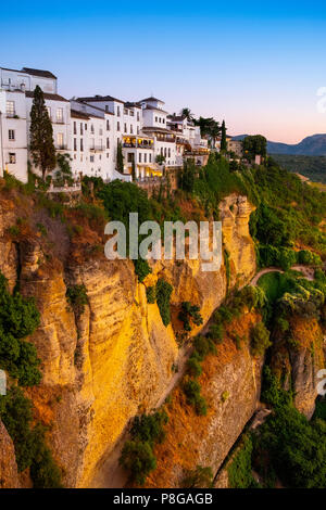 El Tajo Schlucht. Monumentale Stadt Ronda. Provinz Malaga Andalusien. Im südlichen Spanien Europa Stockfoto
