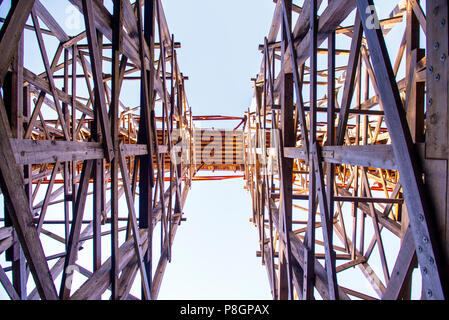 Detail der Kinsol Trestle hölzerne Eisenbahnbrücke in Vancouver Island, BC, Kanada. Stockfoto