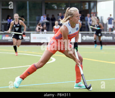 Juli 11, 2018 - Grünwald bei München, Deutschland - Lauren STAM (Niederlande). womans Hockey, echten vier Nationen Cup 2018. Neuseeland vs Niederlande, Freizeitpark, Grünwald bei München. Die Teams von Neuseeland, die Niederlande, Argentinien und Deutschland nehmen an diesem prepareation Wettbewerb für die Weltmeisterschaft. (Bild: © Wolfgang Fehrmann über ZUMA Draht) Stockfoto