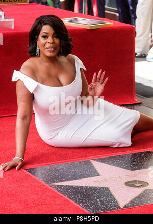 Los Angeles, USA. 11. Juli 2018. Die amerikanische Schauspielerin Niecy Nash besucht Einweihung ihr Stern auf dem Hollywood Walk of Fame in Los Angeles, USA, am 11. Juli 2018. Credit: Zhao Hanrong/Xinhua/Alamy leben Nachrichten Stockfoto