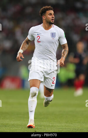 Moskau, Russland. 11. Juli 2018. Kyle Walker ENGLAND KROATIEN V England, 2018 FIFA WORLD CUP Russland vom 11. Juli 2018 GBC 9618 Kroatien v England 2018 FIFA WM Russland, Halbfinale streng redaktionelle Verwendung. Folgende Verwendungen sind auch dann eingeschränkt, wenn in einem redaktionellen Kontext: Verwendung in Verbindung mit oder als Teil eines nicht autorisierten Audio-, Video-, Daten-, Spielpläne, Verein/liga Logos, Wetten, Spiele oder irgendwelche 'live Credit: Allstar Bildarchiv/Alamy leben Nachrichten Stockfoto