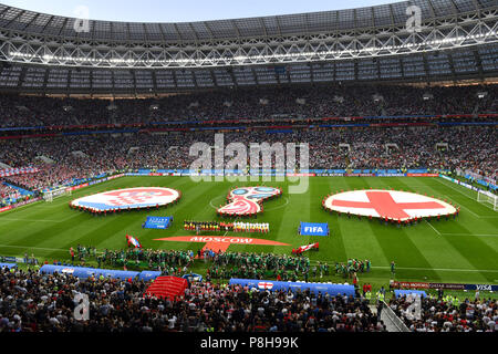 Moskau, Russland. 11. Juli 2018. Allgemein, Übersicht, Team, Team, Team, Team Foto vor dem Kick-off, Kroatien (CRO) - England (ENG) 2-1 nV Halbfinale, Runde 4, Spiel 62 am 07/11/2018 in Moskau Luzhniki Stadion, Fußball-WM 2018 in Russland vom 14.06. - 15.07.2018. | Verwendung der weltweiten Kredit: dpa/Alamy Leben Nachrichten Quelle: dpa Picture alliance/Alamy leben Nachrichten Stockfoto