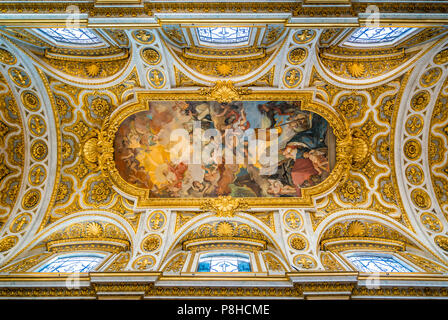 Die Decke der Kirche von Saint Louis die Franzosen in Rom, Italien. Stockfoto