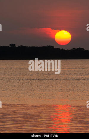 Sonnenuntergang auf See Somerville in der Nähe von Brenham, Texas. Stockfoto