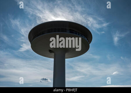 Leuchtturm Null in der Hamburger Hafencity. Stockfoto