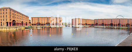 Waterfront und Liverpool Albert Dock, Großbritannien Stockfoto