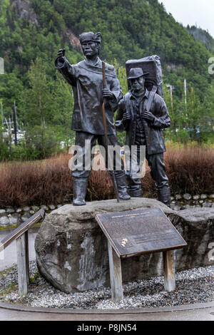 Skagway Centennial Statue, Skagway, Alaska, United States, USA, Dienstag, 22. Mai 2018. Stockfoto