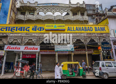 Jaipur, Indien - Nov 1, 2015. Straße in Jaipur, Indien. Jaipur ist die Hauptstadt und die größte Stadt im indischen Bundesstaat Rajasthan im Westen Indiens. Stockfoto