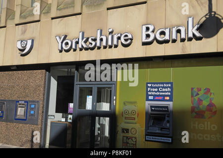 Yorkshire Bank, des Hl. Grabes Tor, frenchgate Einkaufszentrum, Doncaster, Yorkshire, England, UK, DN1 1SJ Stockfoto