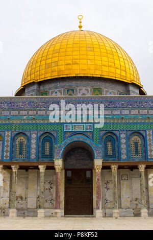 Der Felsendom islamischen heiligen Ort erbaut auf dem Gelände des Alten Jüdischen biblischen Salomos Tempel. Einer der am meisten umkämpften und begehrt Stockfoto