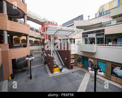 San Diego, 18.06.29: Das Horton Plaza Mall am 29.Juni 2018 in San Diego, Kalifornien Stockfoto