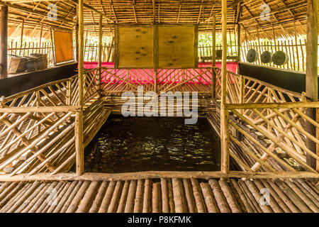 Traditionelle rungus Langhaus Kampung bavanggazo Sabah Malaysia Insel Borneo Stockfoto