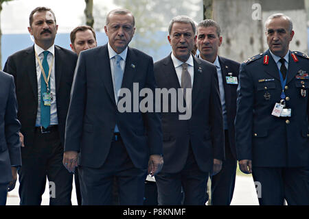 Brüssel, Belgien. 11. Juli 2018. Präsidenten der Türkei, Recep Tayyip Erdogan kommen für einen Gipfel der Staats- und Regierungschefs im NATO-Hauptquartier in Brüssel, Belgien am 12.07.2018, Kredit: ALEXANDROS MICHAILIDIS/Alamy leben Nachrichten Stockfoto