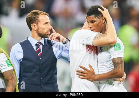 England - Kroatien, Fußball, Moskau, 11. Juli 2018 Gareth Southgate, headcoach England, Marcus RASHFORD, Ger 19 traurig, enttäuscht, wütend, Emotionen, Enttäuschung, Frustration, Frustration, Traurigkeit, Verzweiflung, Hoffnungslosigkeit, ENGLAND - Kroatien 1-2 FUSSBALL FIFA WM 2018 Russland, Halbfinale, Saison 2018/2019, Juli 11, 2018 in Moskau, Russland. © Peter Schatz/Alamy leben Nachrichten Stockfoto