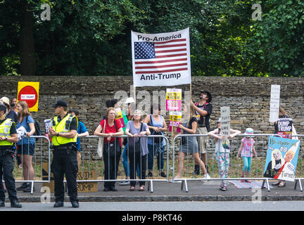 Woodstock 12. Juli 2018 Anti-Trump-Demonstranten Bridget Catterall Woodstock, UK Alamy Live News Stockfoto