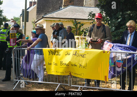 Woodstock 12. Juli 2018 Anti-Trump-Demonstranten Bridget Catterall Woodstock, UK Alamy Live News Stockfoto