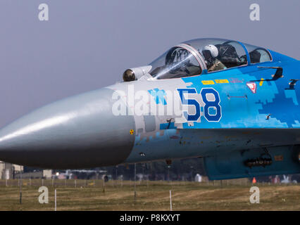 Sukhoi SU-27 fliegt 2018 in Fairford Air Tatoo ein Stockfoto