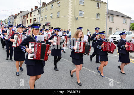 Ballygawley, Tyrone, Großbritannien. 12. Juli 2018. Jährliche 12. Juli Orange um Band Parade und Demonstration im Dorf Ballygawley, County Tyrone, Nordirland. Credit: Mark Winter/Alamy leben Nachrichten Stockfoto